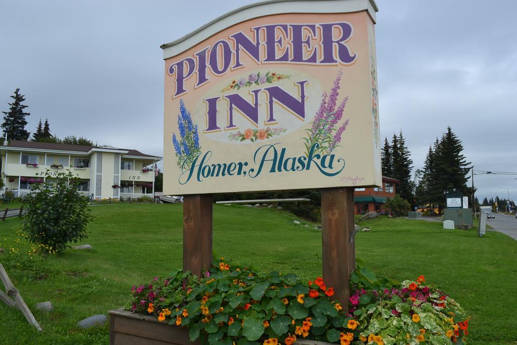 Pioneer Inn Downtown Хомер Экстерьер фото